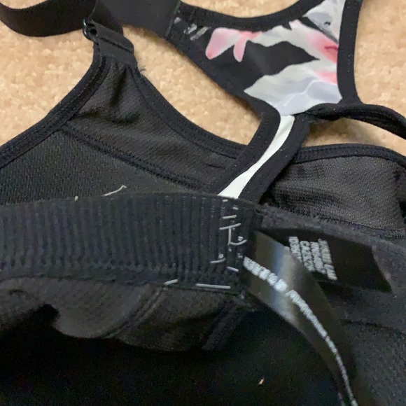 🌸Sports bra Victoria Sport🌸 - Picture 3 of 3